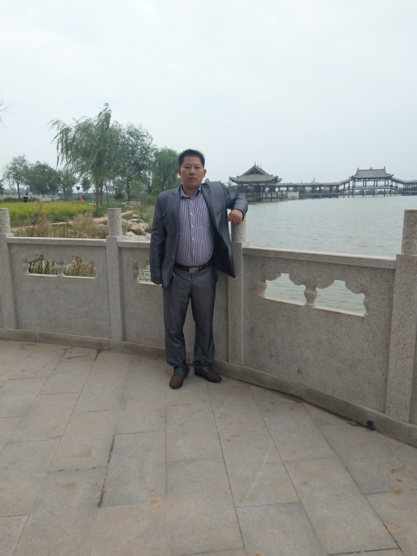 寻找爱的第一张照片--宿迁相亲服务中心