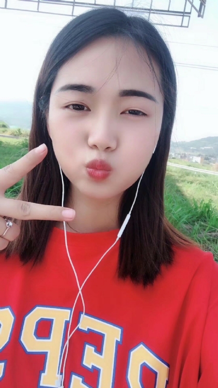 深拥必定温暖的第一张照片--宿迁相亲服务中心