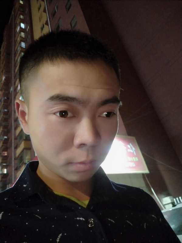 盛夏的果实的第一张照片--宿迁相亲服务中心