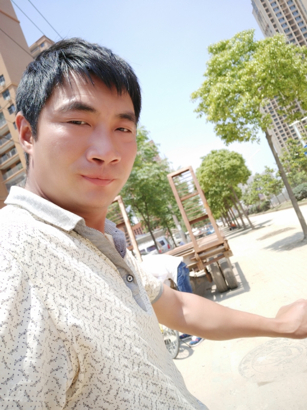 勇哥的第一张照片--宿迁相亲服务中心