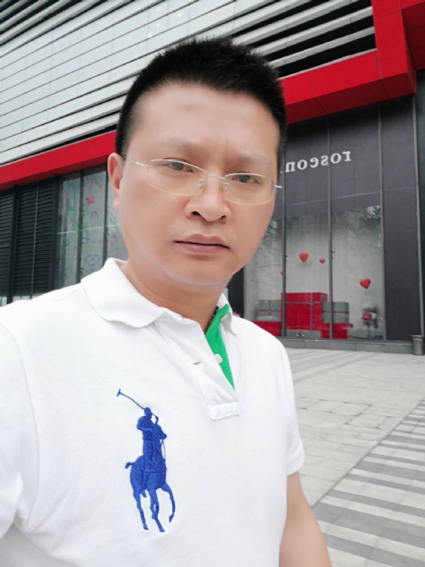 硬汉的第一张照片--宿迁相亲服务中心