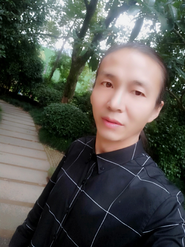 北方的狼的第一张照片--宿迁相亲服务中心