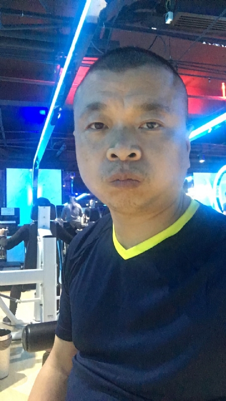 奋斗的第一张照片--宿迁相亲服务中心