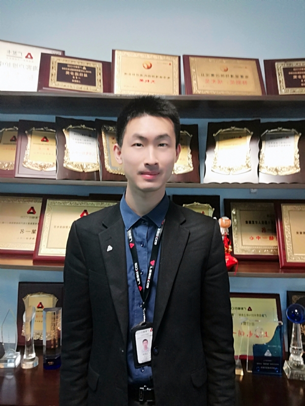 魔都青年的第一张照片--宿迁相亲服务中心