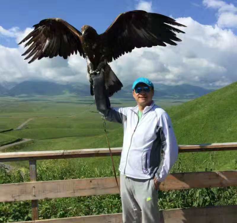 怀抱清风的第一张照片--宿迁相亲服务中心