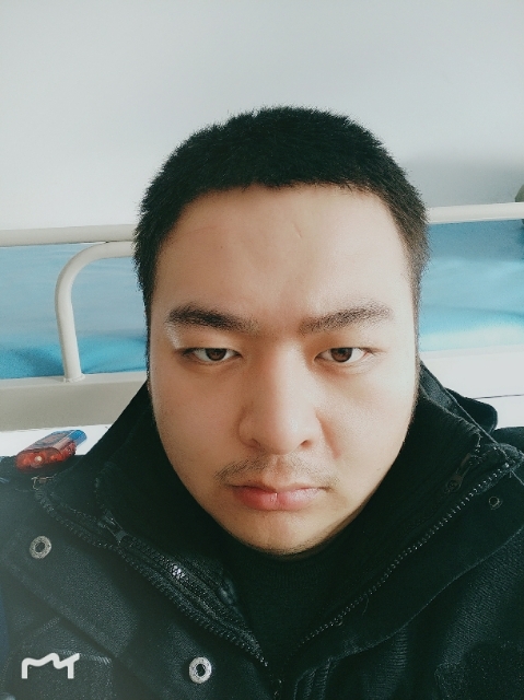 负重前行的第一张照片--宿迁相亲服务中心