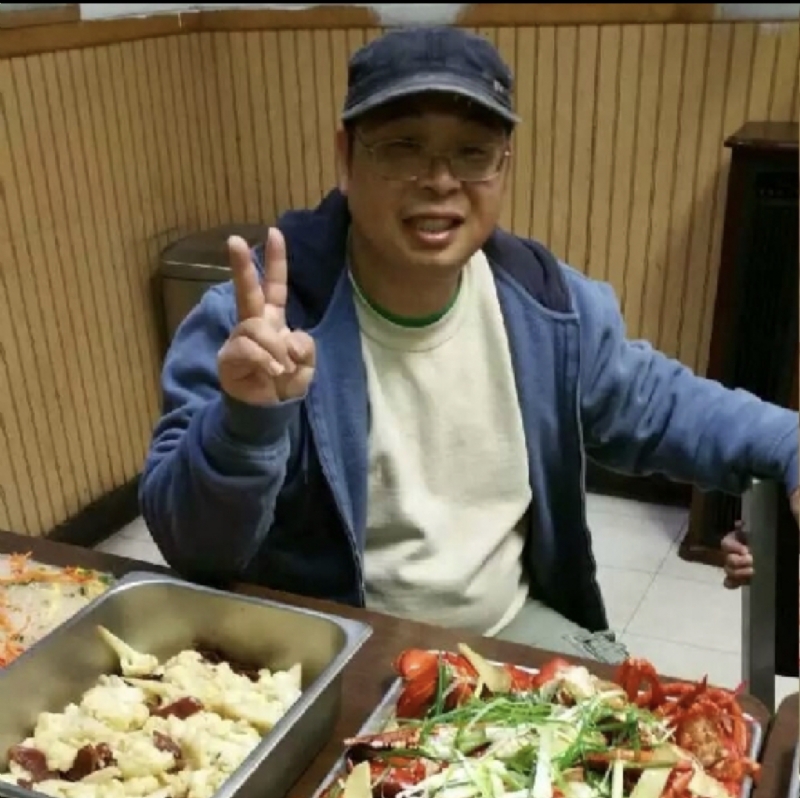 wally的第一张照片--宿迁相亲服务中心