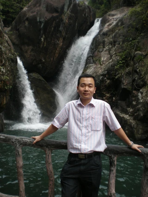 你的依靠的第一张照片--宿迁相亲服务中心