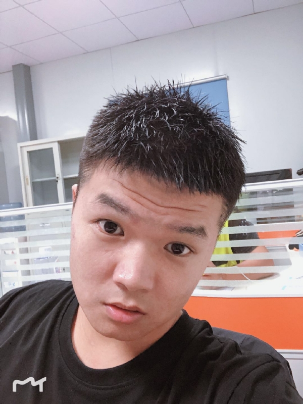 不忘初心的第一张照片--宿迁相亲服务中心