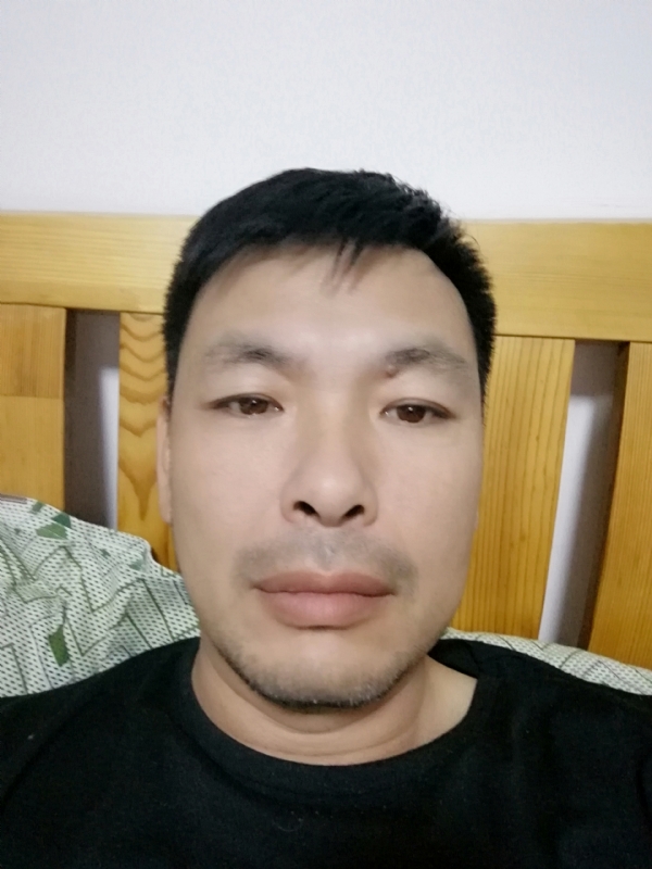 不爱当牛的第一张照片--宿迁相亲服务中心