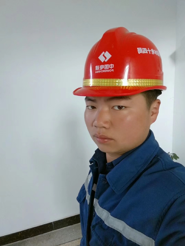 小公牛的第一张照片--宿迁相亲服务中心