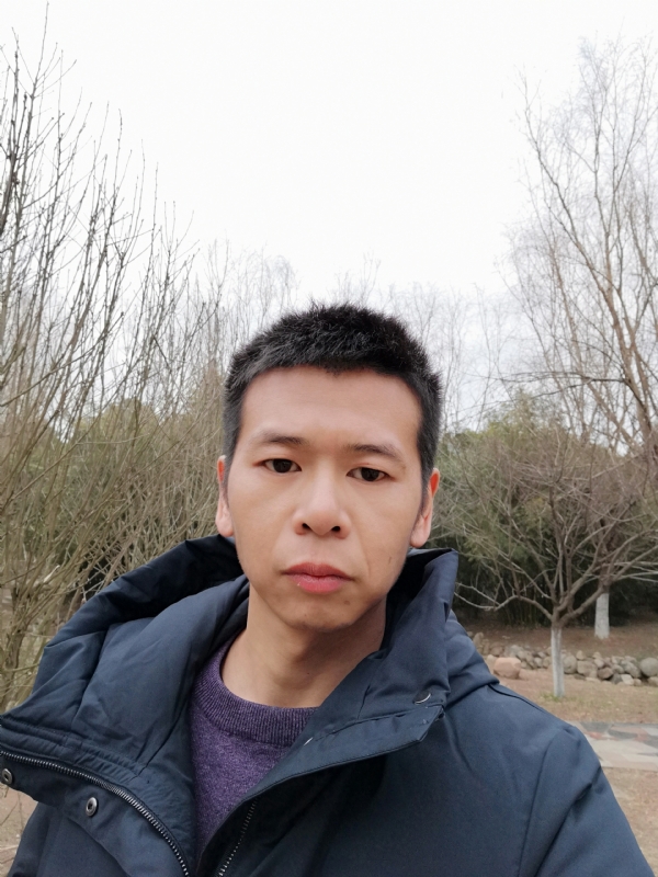 寞峰的第一张照片--宿迁相亲服务中心