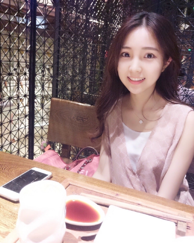 冰艳残阳的第二张照片--宿迁相亲服务中心