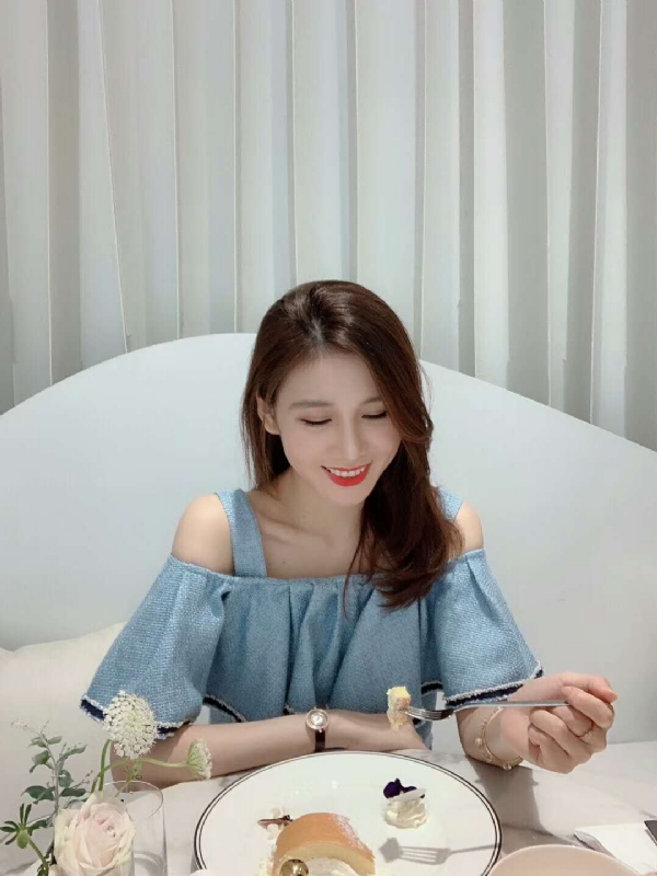 Emily的第三张照片--宿迁相亲服务中心