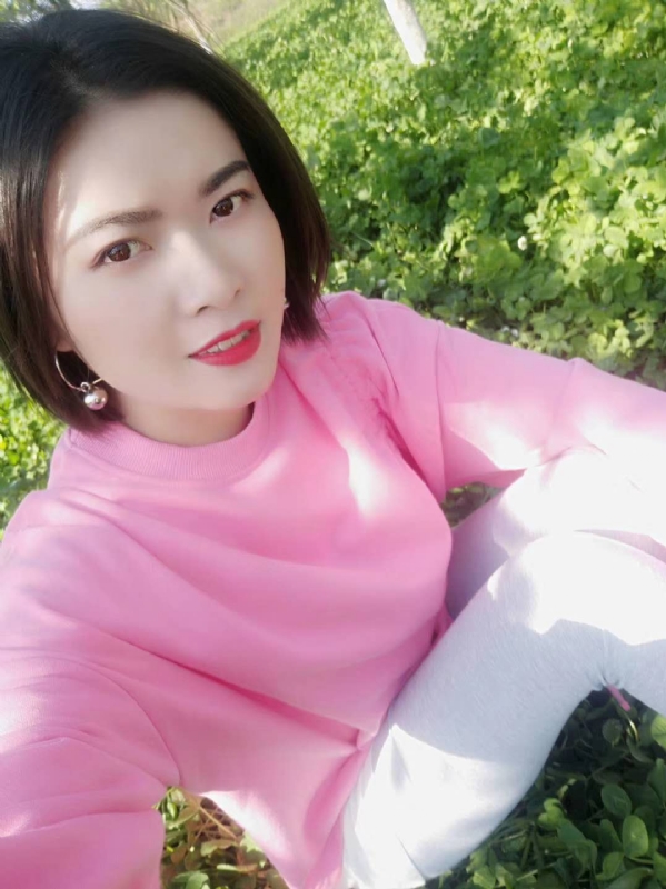 寻找幸福的第一张照片--宿迁相亲服务中心