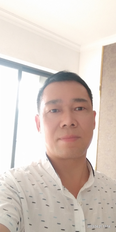 朝望大海的第一张照片--宿迁相亲服务中心