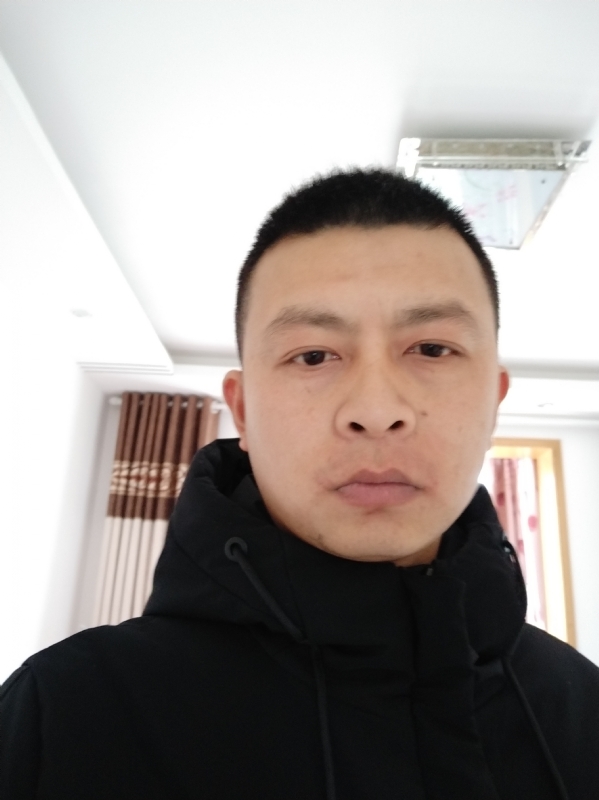 吴伟899的第一张照片--宿迁相亲服务中心