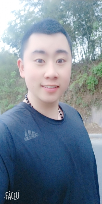 帅小伙的第一张照片--宿迁相亲服务中心