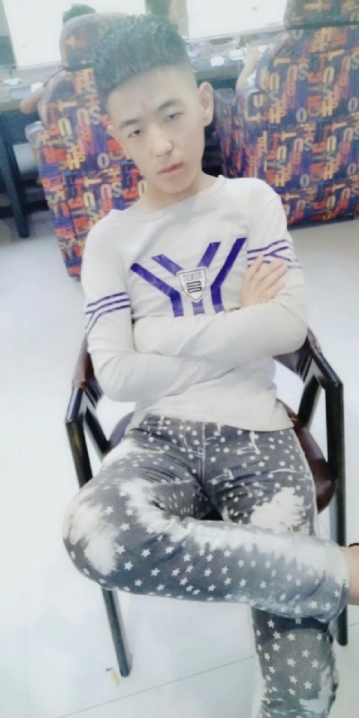 神木市二强的第一张照片--宿迁相亲服务中心