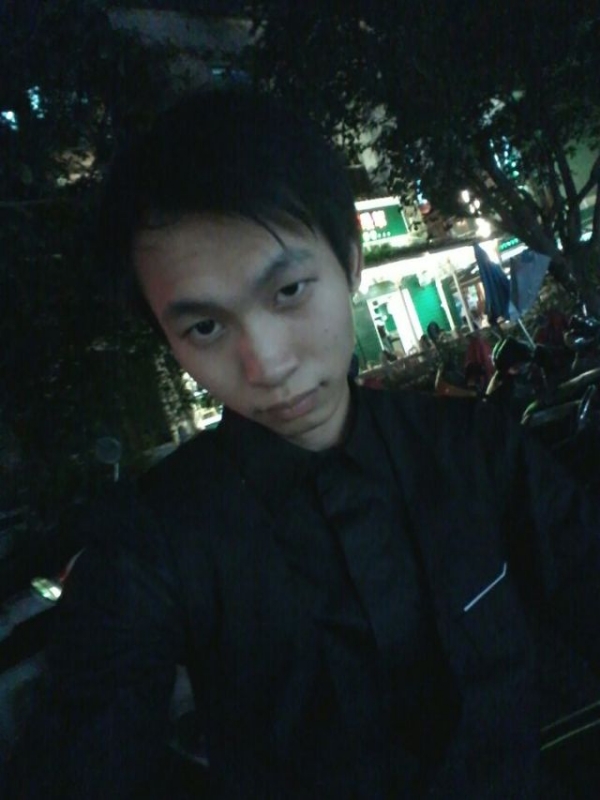 瞬间回眸的第一张照片--宿迁相亲服务中心