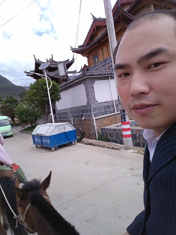 当代军人的第一张照片--宿迁相亲服务中心