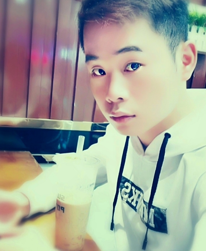 拔大萝卜的兔子的第一张照片--宿迁相亲服务中心