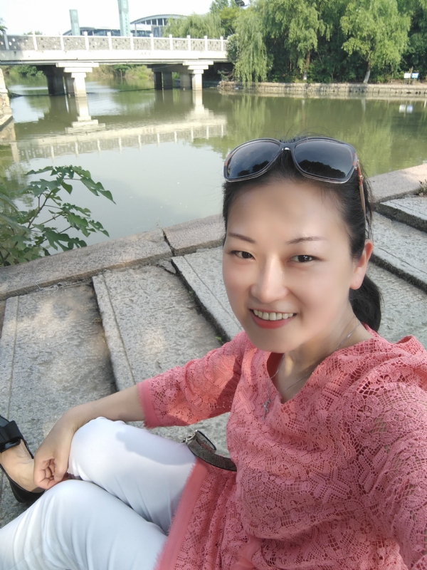 渴慕的第一张照片--宿迁相亲服务中心