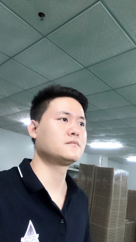 伟的第一张照片--宿迁相亲服务中心