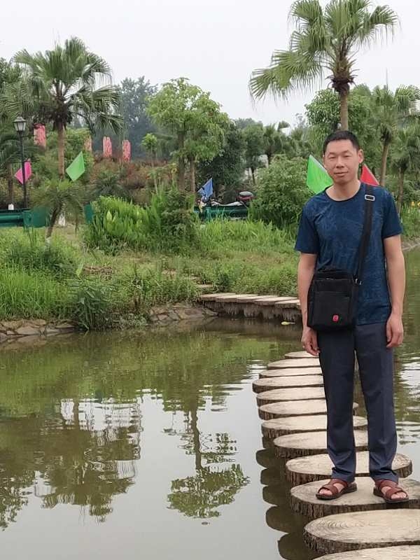 星星知我心的第一张照片--宿迁相亲服务中心