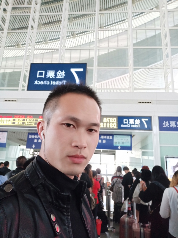 一叶知秋的第一张照片--宿迁相亲服务中心