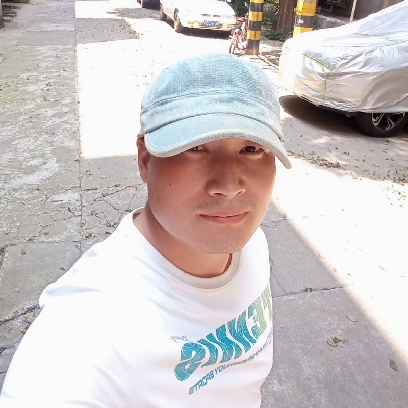 辉光的第一张照片--宿迁相亲服务中心