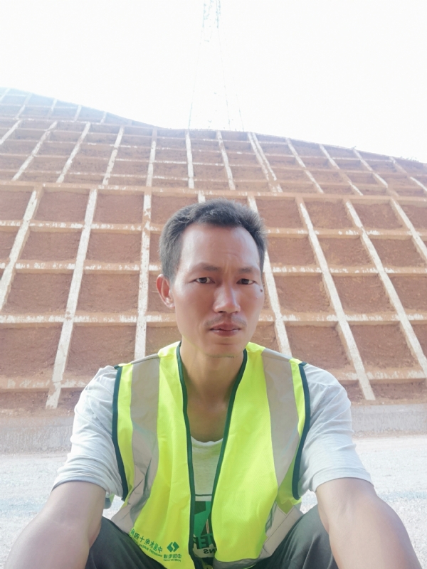 哥们的第一张照片--宿迁相亲服务中心