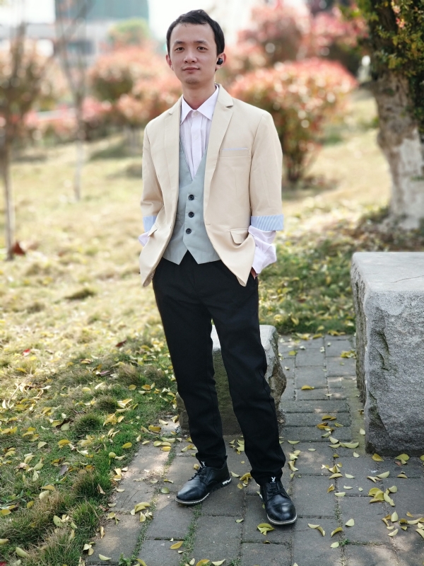 四叶草的第一张照片--宿迁相亲服务中心