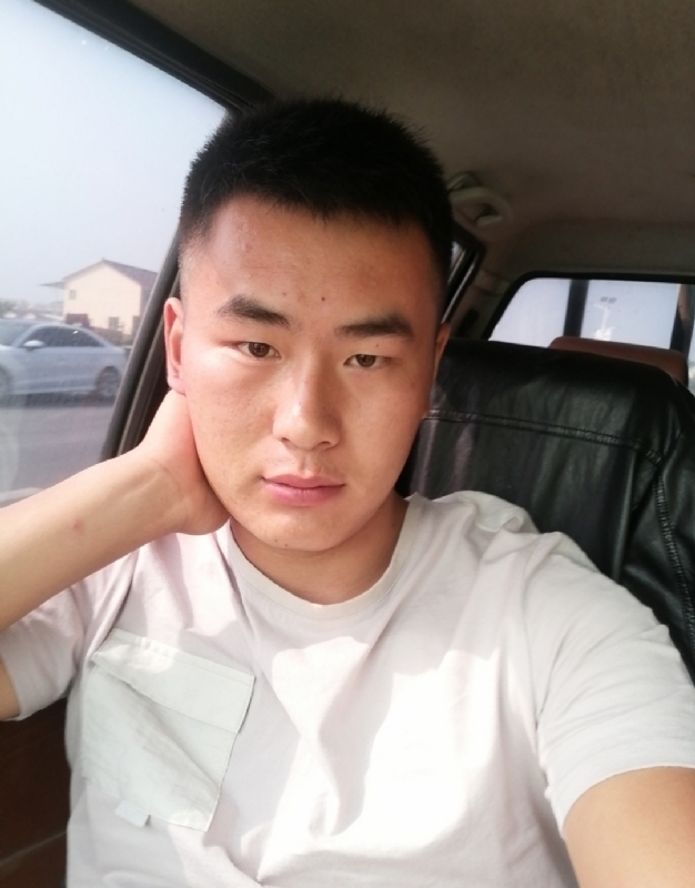 马宏亮的第二张照片--宿迁相亲服务中心