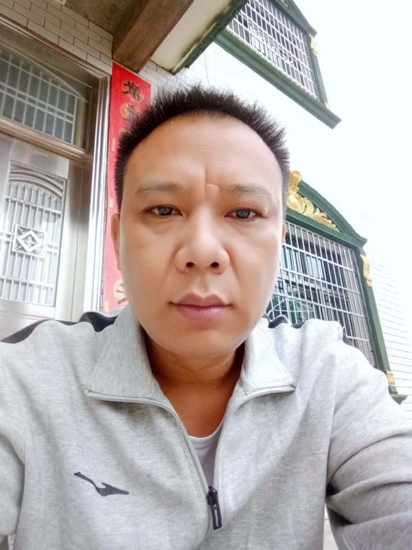 随缘的第一张照片--宿迁相亲服务中心