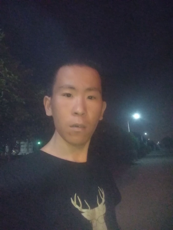 俞凯斌的第一张照片--宿迁相亲服务中心