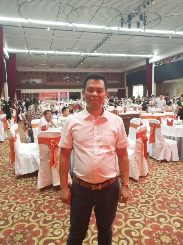 五月酷猪的第一张照片--宿迁相亲服务中心