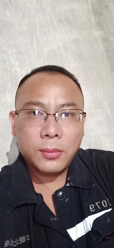 知足常乐的第一张照片--宿迁相亲服务中心