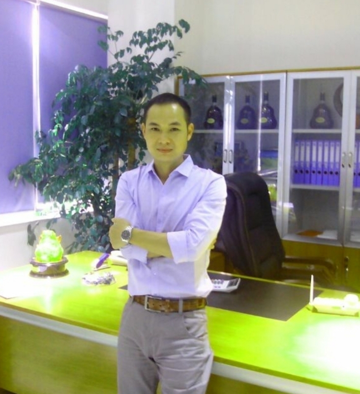 风中劲草的第一张照片--宿迁相亲服务中心