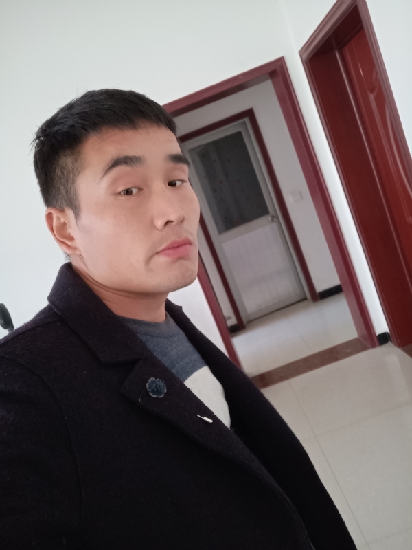 醒醒吧兄弟的第一张照片--宿迁相亲服务中心