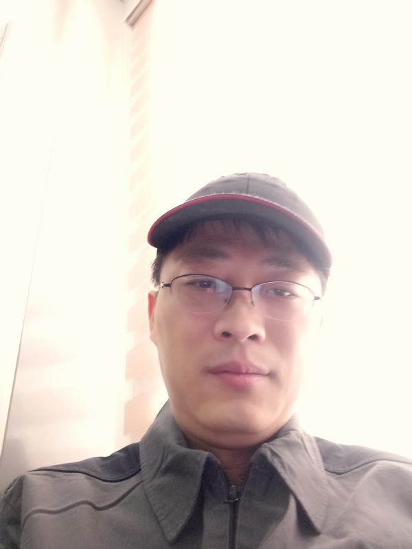 小马哥的第一张照片--宿迁相亲服务中心