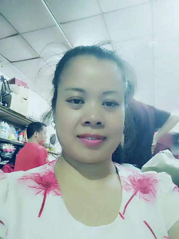 把自己当宝贝的第一张照片--宿迁相亲服务中心