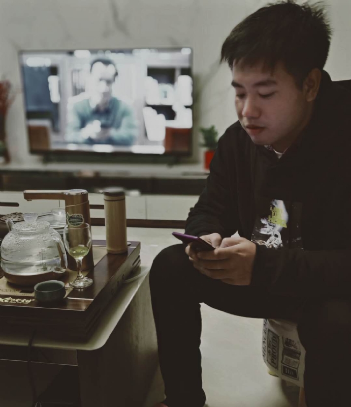 嗯今年能脱单吗的第一张照片--宿迁相亲服务中心