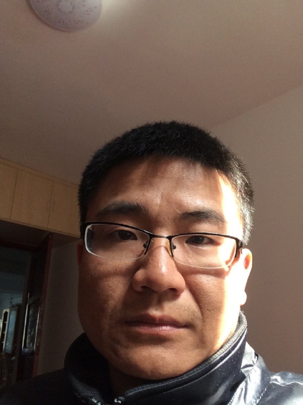 余浩浩的第一张照片--宿迁相亲服务中心