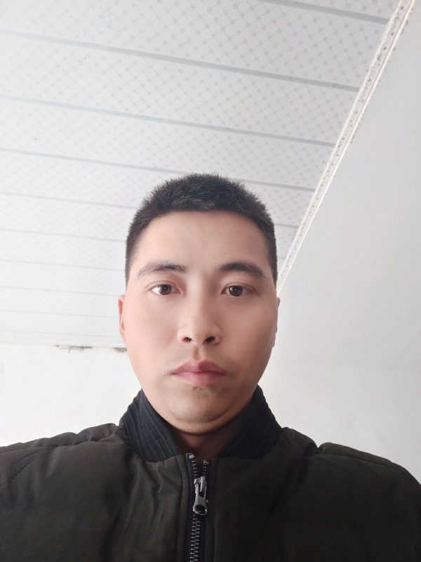 远望星空的第一张照片--宿迁相亲服务中心