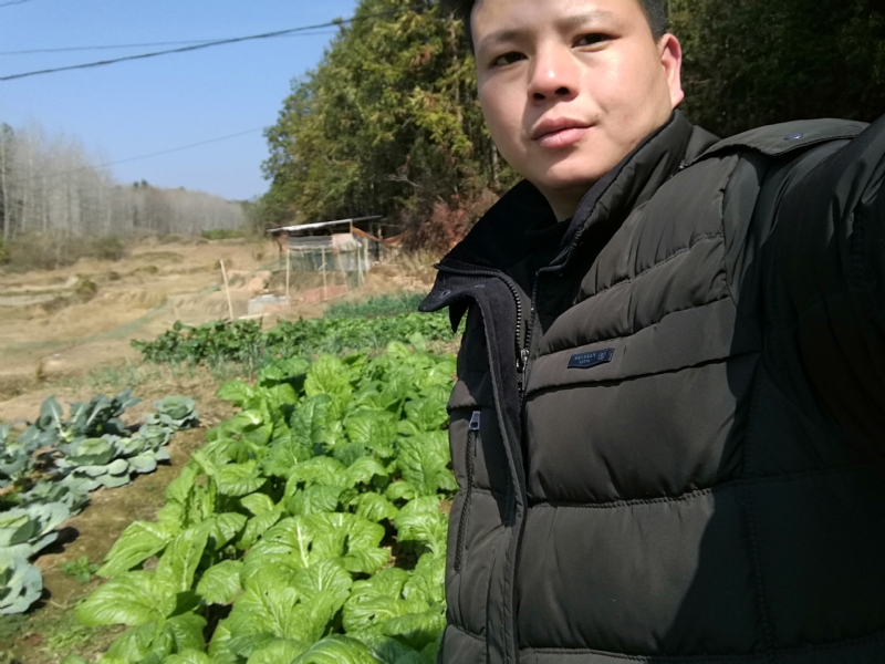 倔强的驴的第一张照片--宿迁相亲服务中心