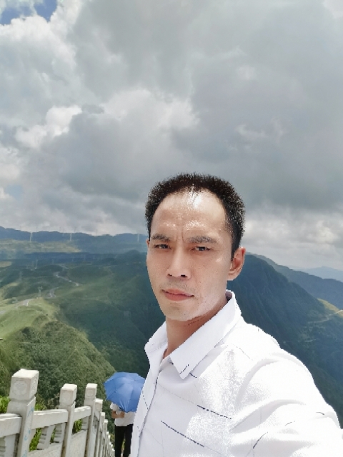 LXZ的第一张照片--宿迁相亲服务中心