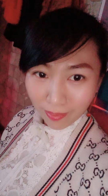 转角遇爱的第一张照片--宿迁相亲服务中心