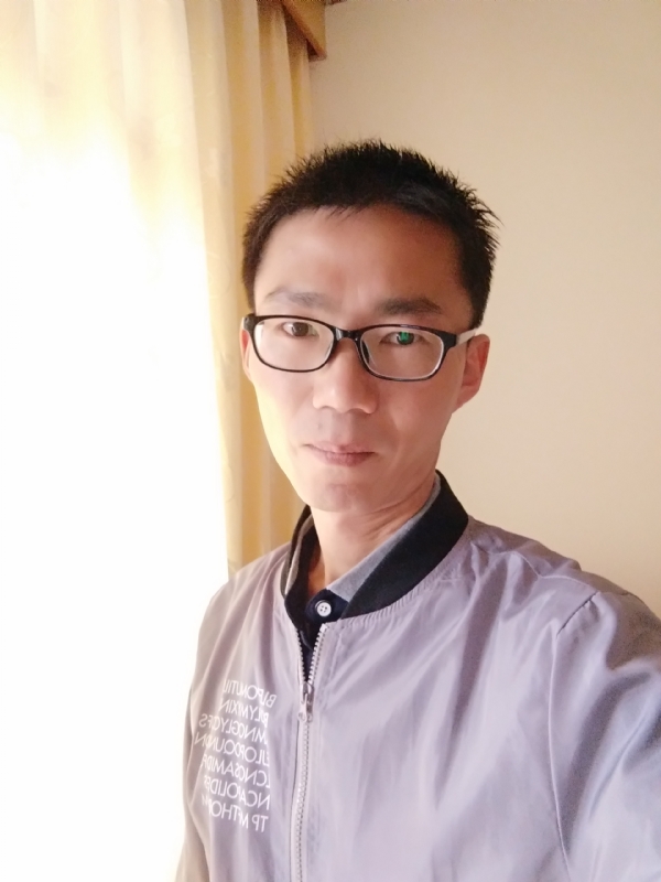 平凡的风的第二张照片--宿迁相亲服务中心