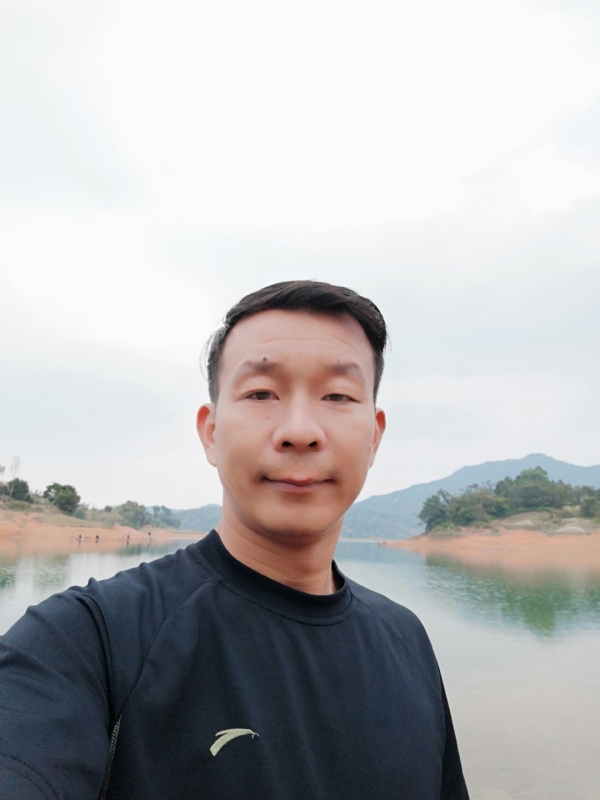 有容乃大的第一张照片--宿迁相亲服务中心